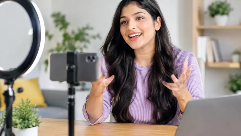 लाइव होस्ट कमाई उदाहरण for New Creators