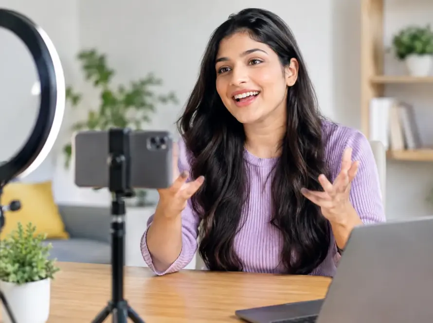 लाइव होस्ट कमाई उदाहरण for New Creators